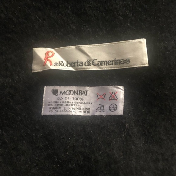 AUTHENTIC ROBERTA DI CAMERIONS CASHMERE SHAWL - Picture 4 of 5